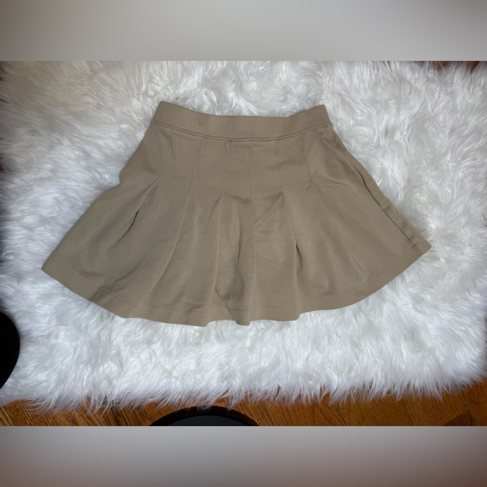 Old Navy Beige Skirt